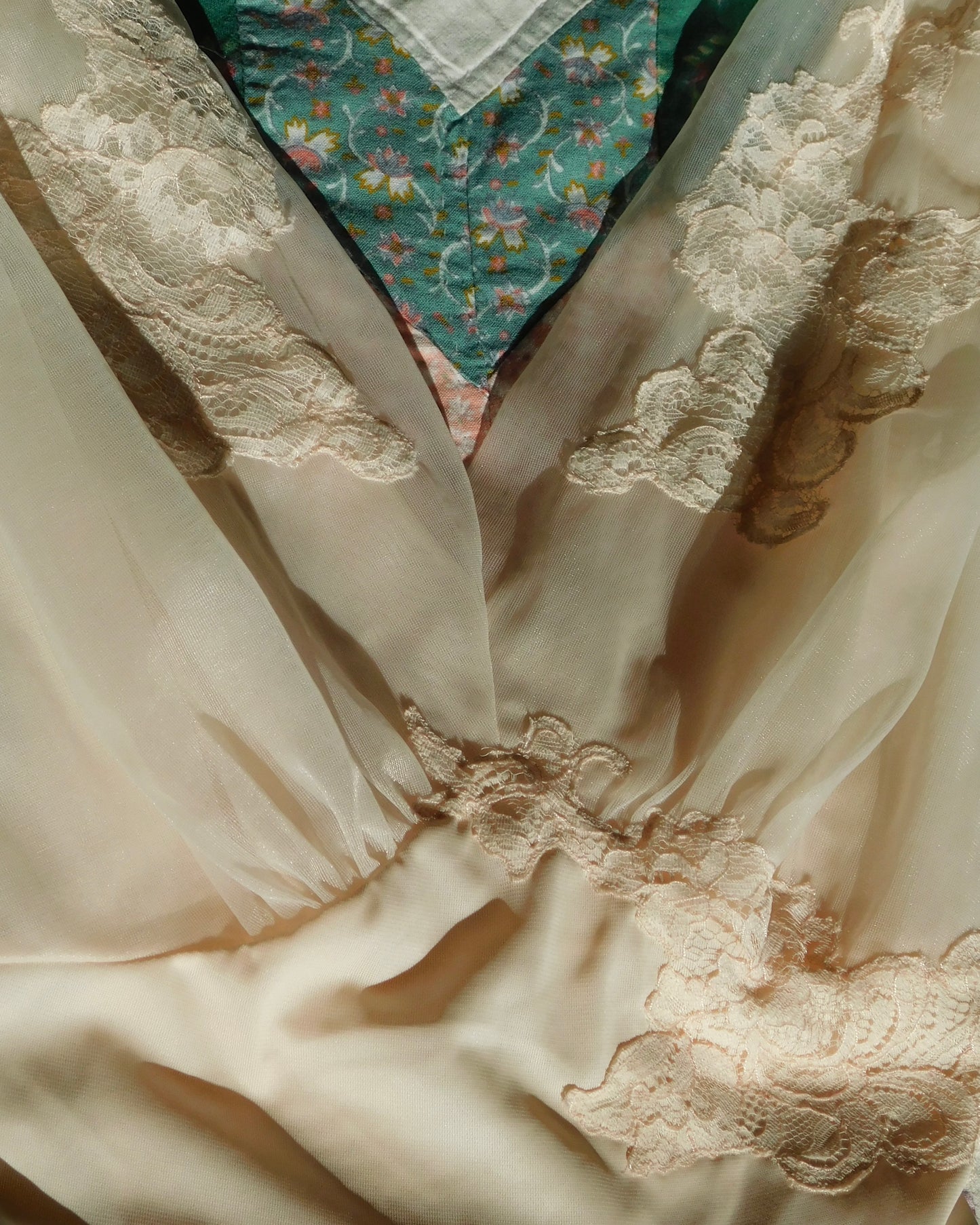 Vanity Fair Slip | Size M