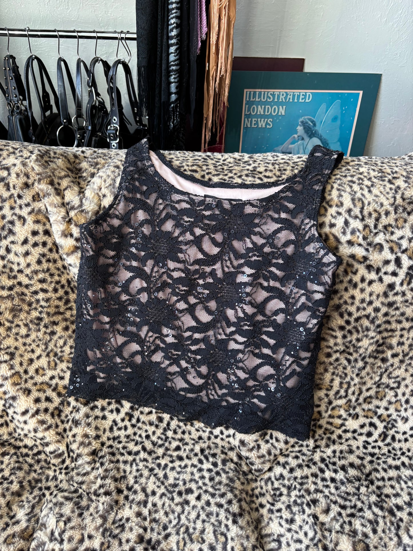 ONYX 90's Lace Top | Size M