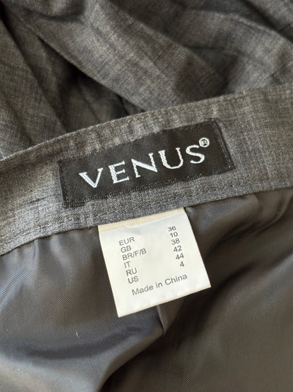 Venus 00's Pleated Skirt | Size 27" Waist