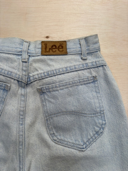 Lee 90’s Jean Shorts | Size 25” waist