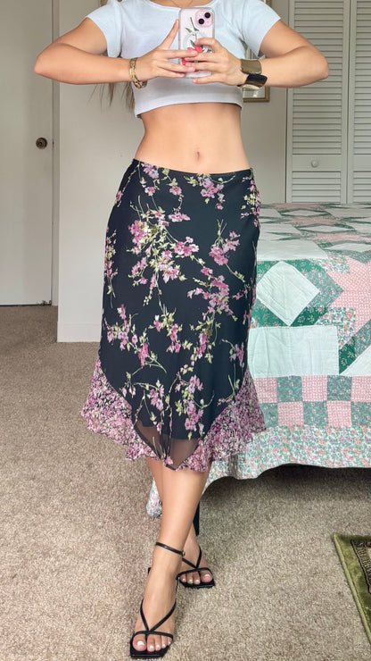 Kyia Skirt | Size 27” waist