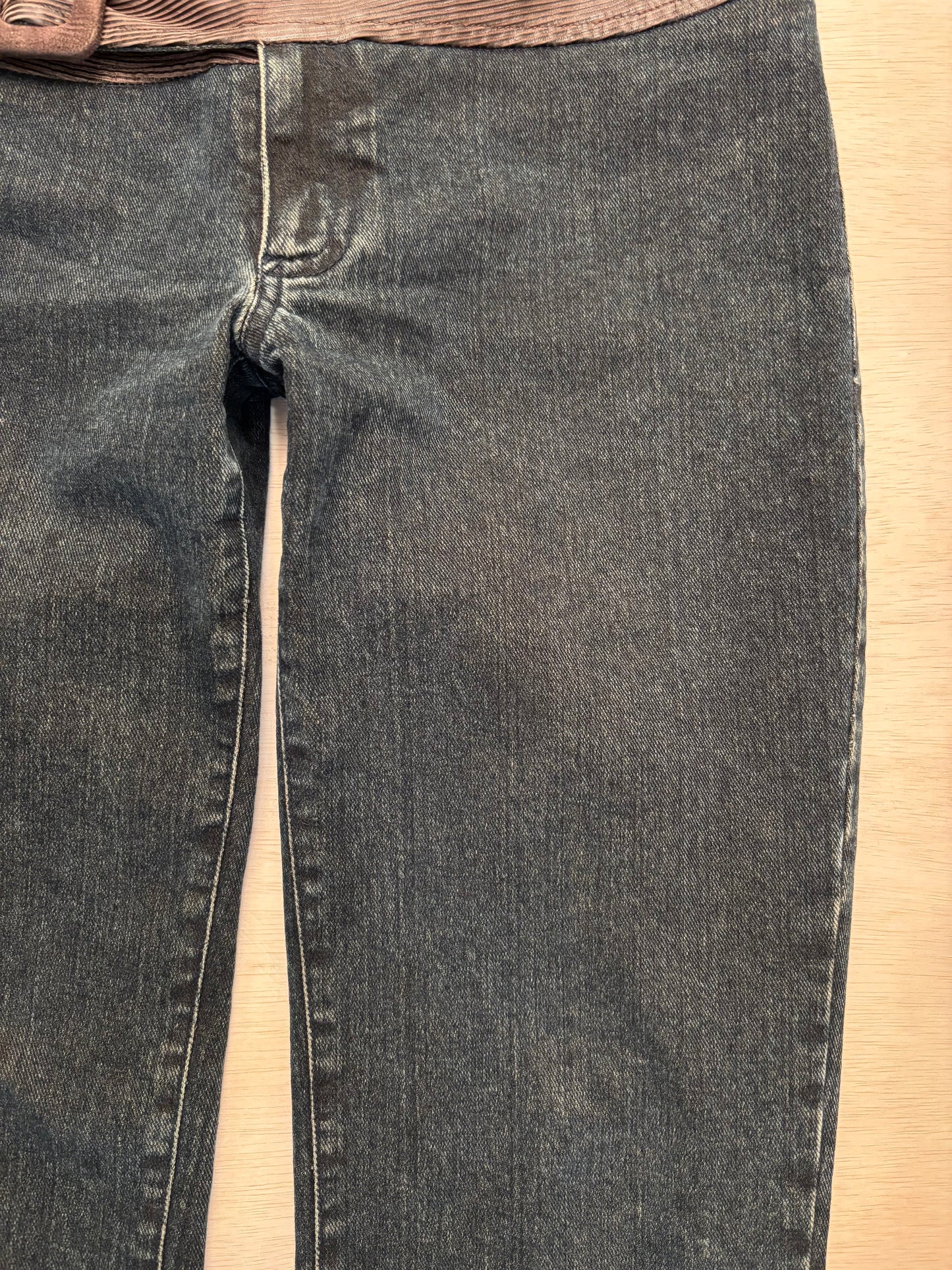 Belted 00’s Flare Jeans | Size 4