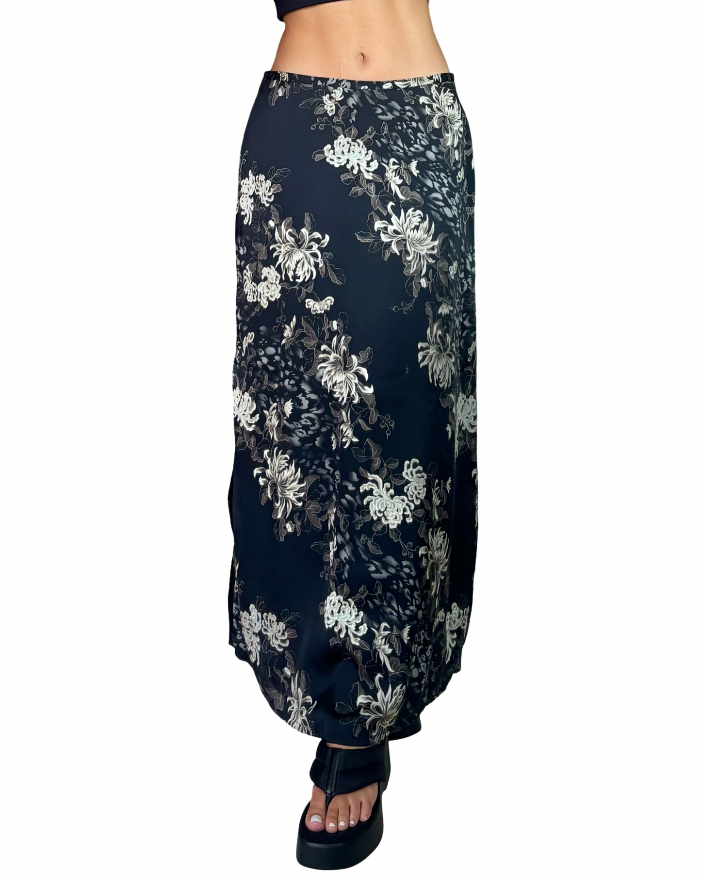 Axcess 90’s Maxi| Size 30” waist