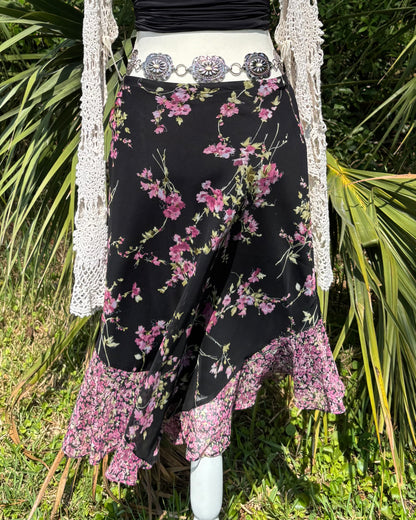 Kyia Skirt | Size 27” waist