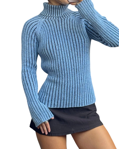Blue 90’s Knit | Size M