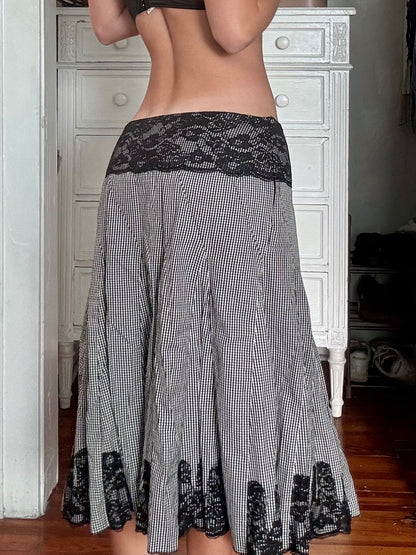 Lace Detail 00’s Skirt | Size M