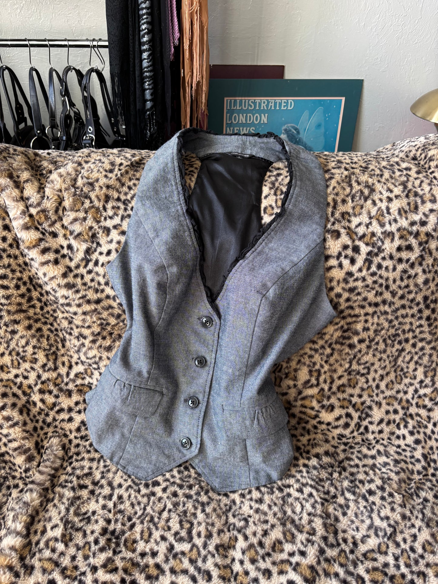 Maurices 00's Ruffle Hem Vest | Size L