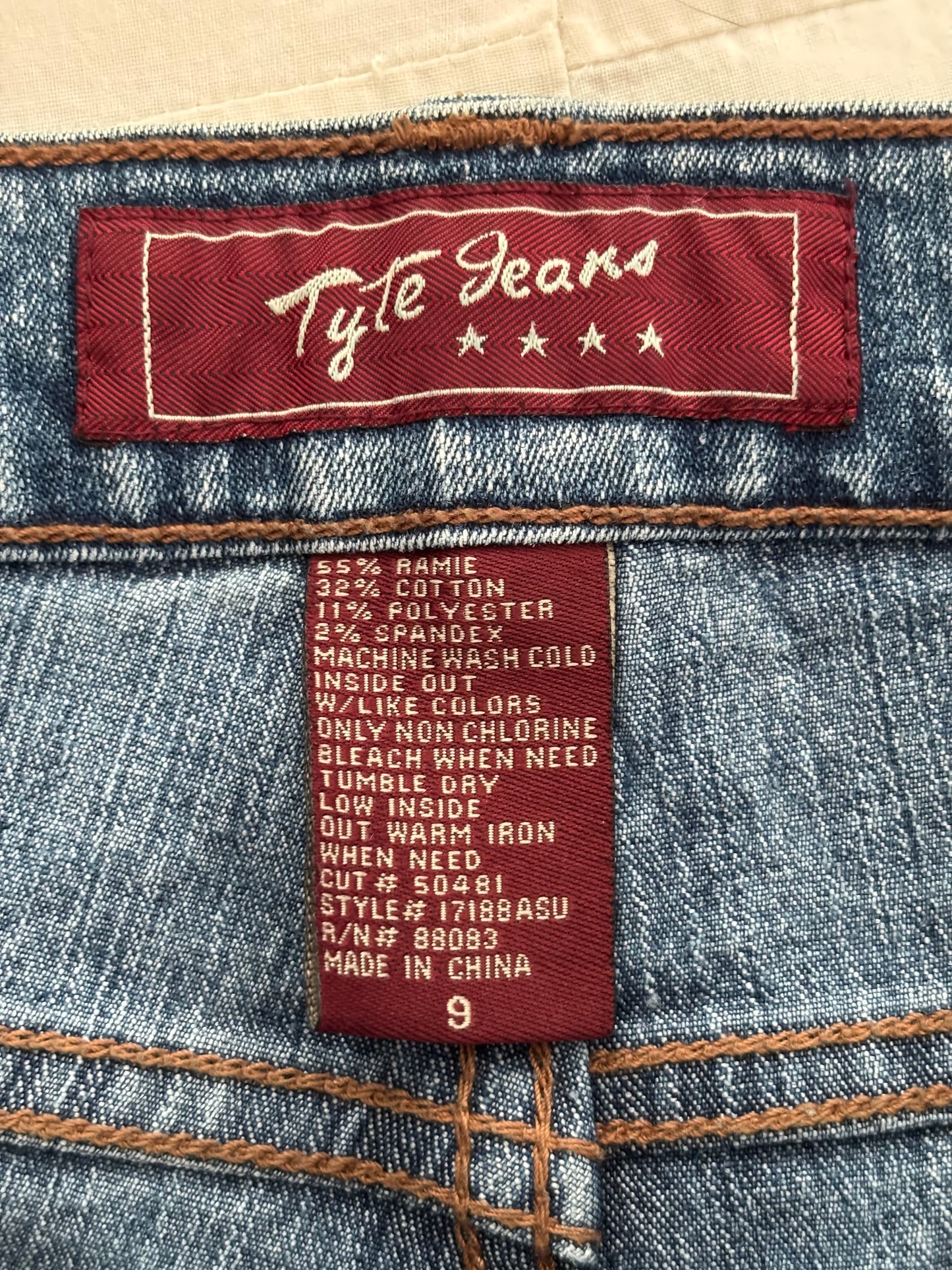 Tyte 00's Low Rise Jeans | Size 32" Waist