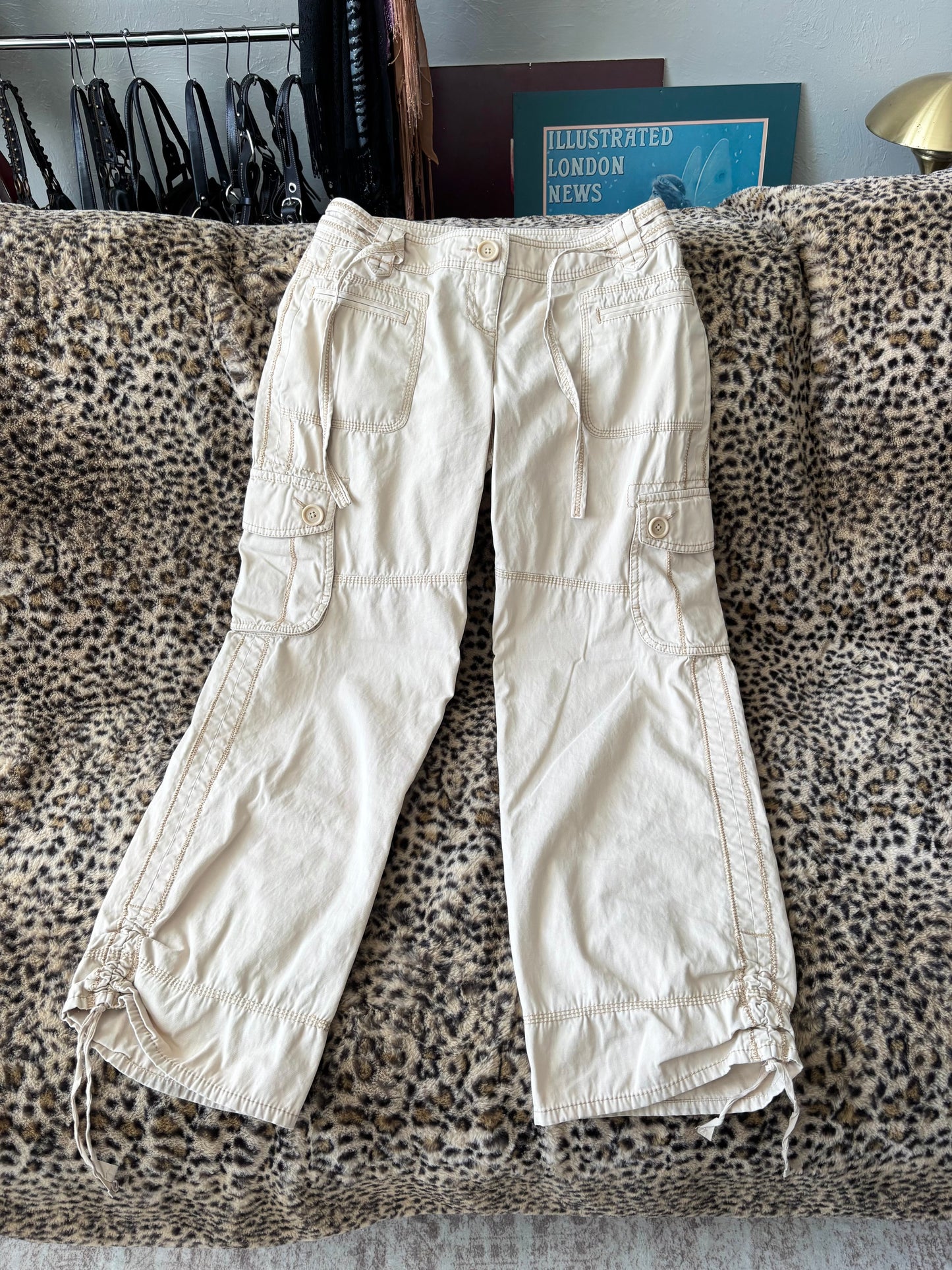 Ann Taylor 00's Low Rise Cargo Pant | Size 2