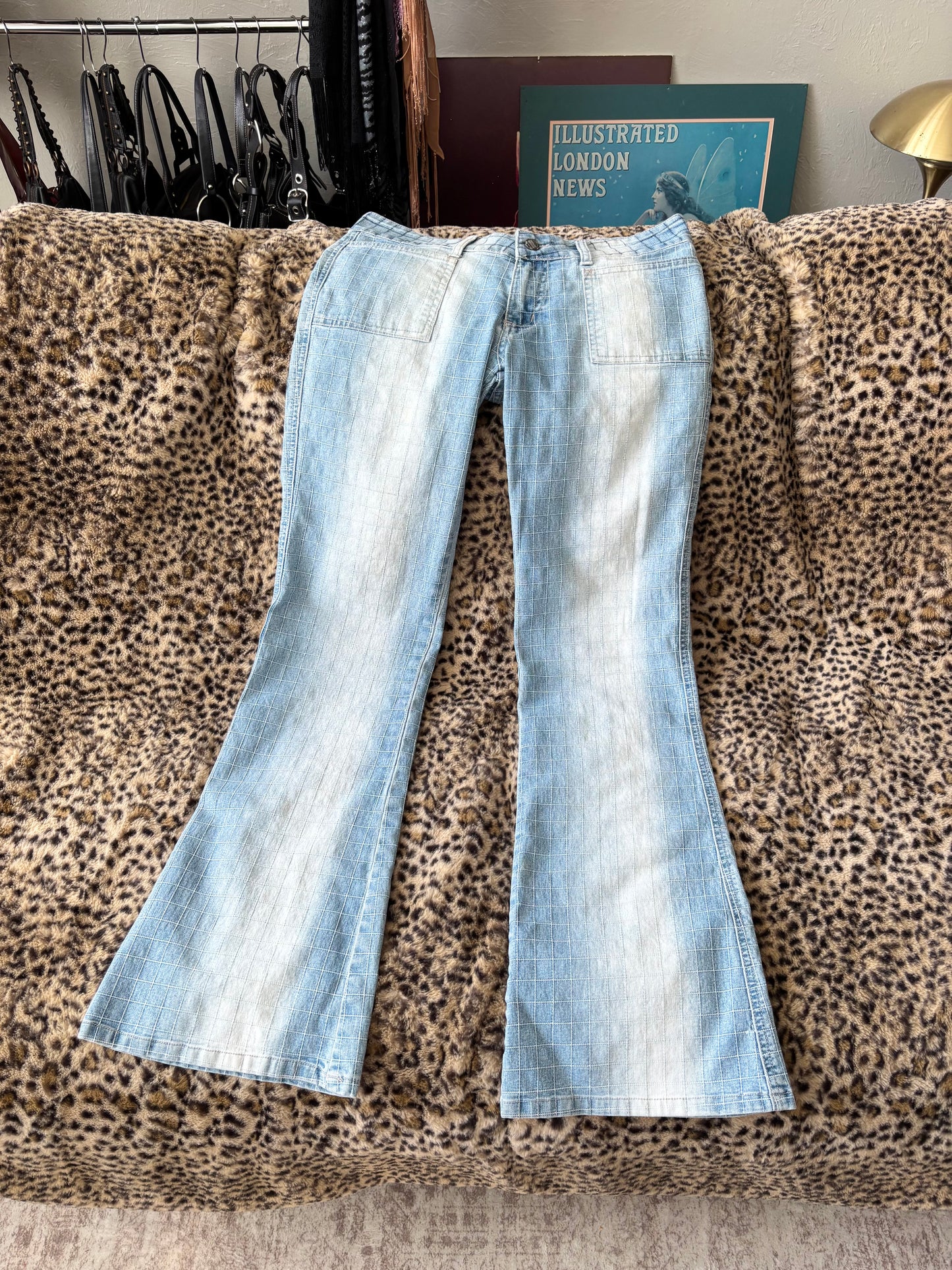 Low Rise 00's Stitched Jean | Size 30" Waist