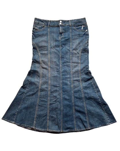 Bisou 00’s Denim Skirt | Size 38” Waist