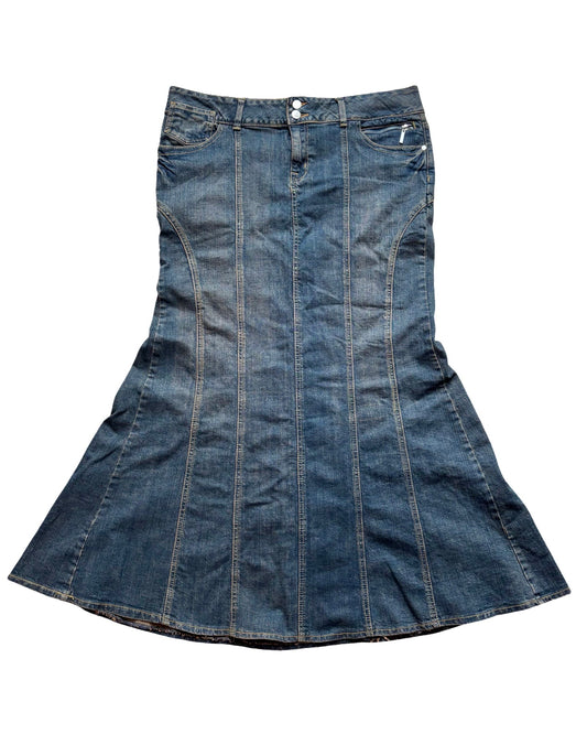 Bisou 00’s Denim Skirt | Size 38” Waist