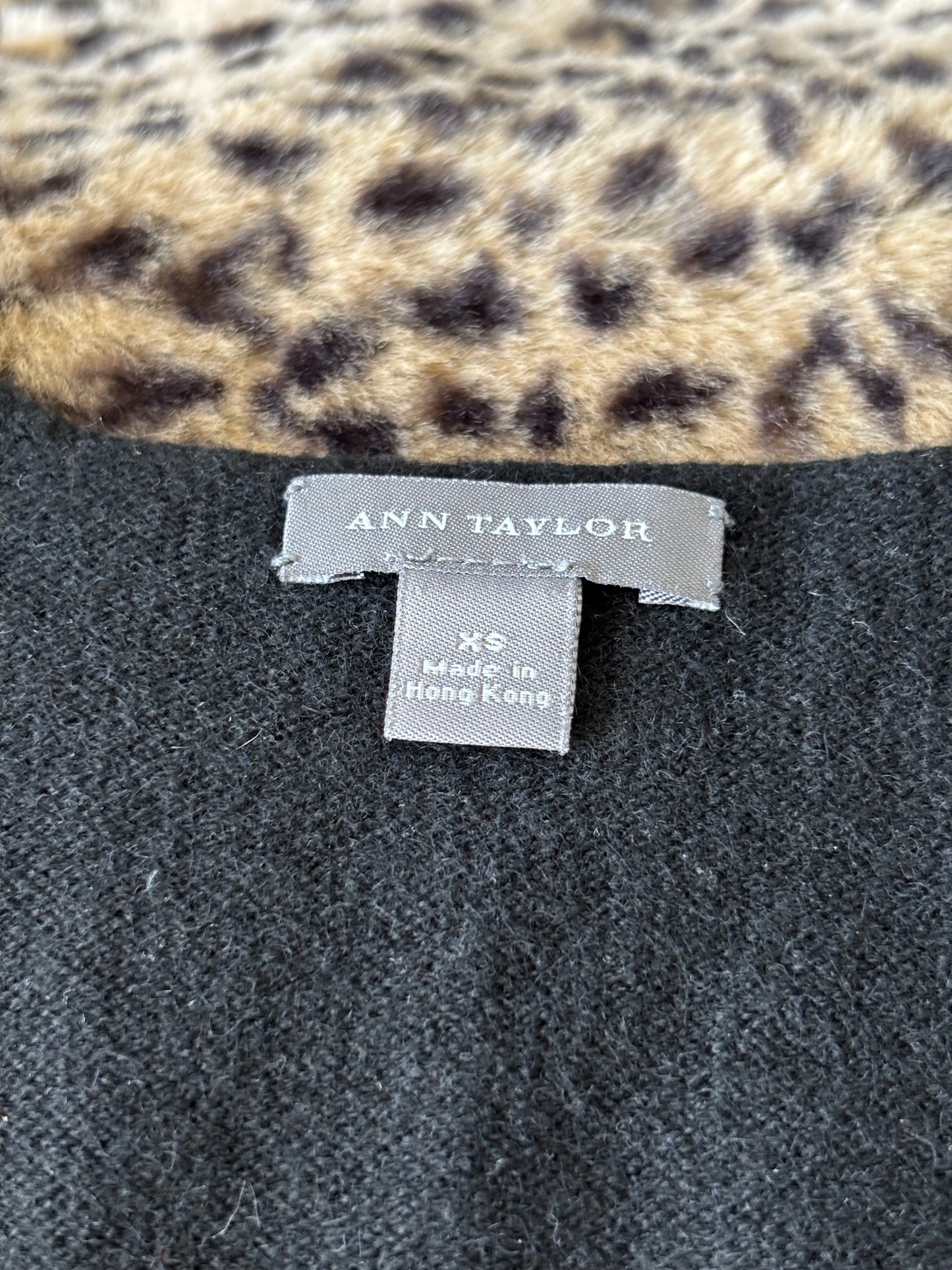 Ann Taylor 90's Cashmere Top | Size XS