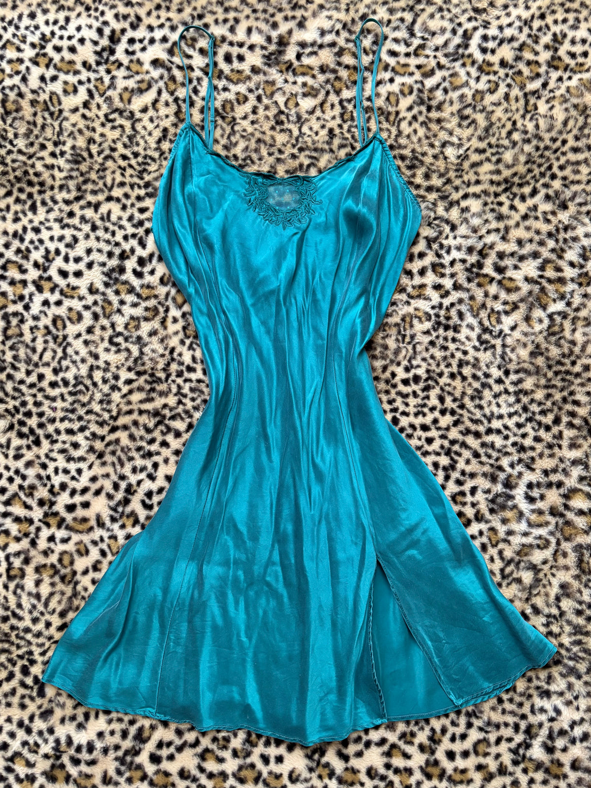 Victoria's Secret 00's Silk Slip | Size M
