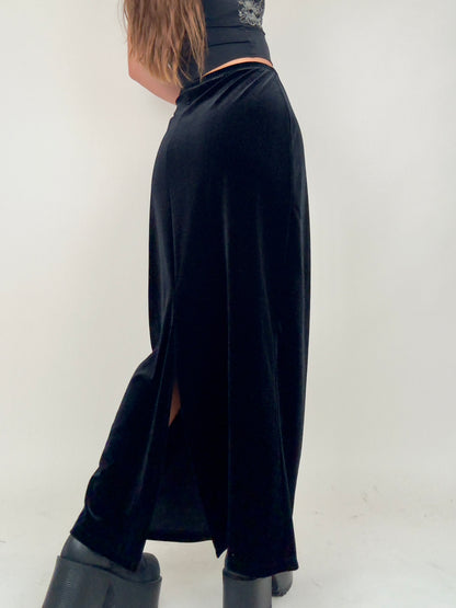 Black Velvet Maxi | Size 28” waist