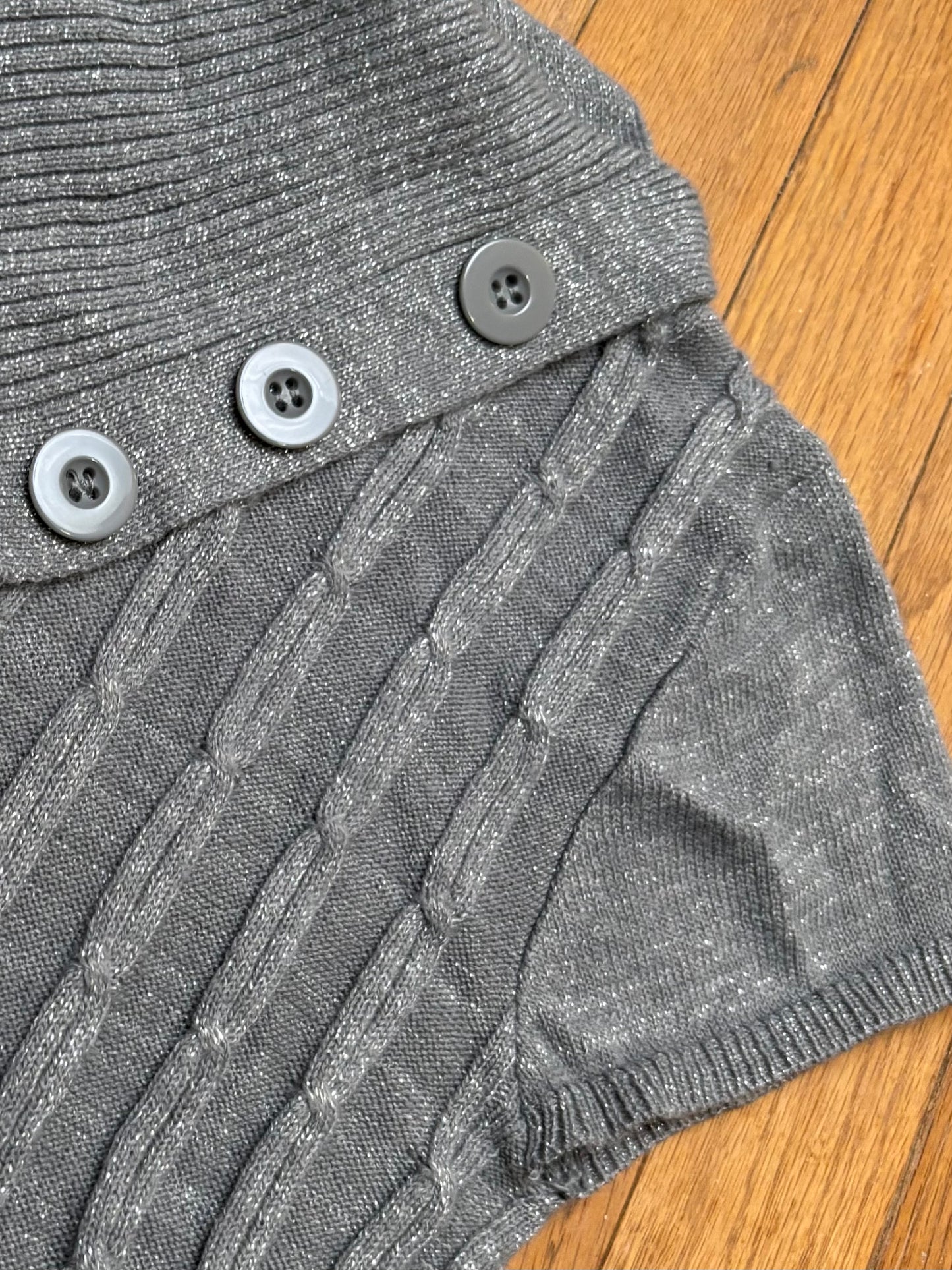 00’s Knit Button Tee | Size XS
