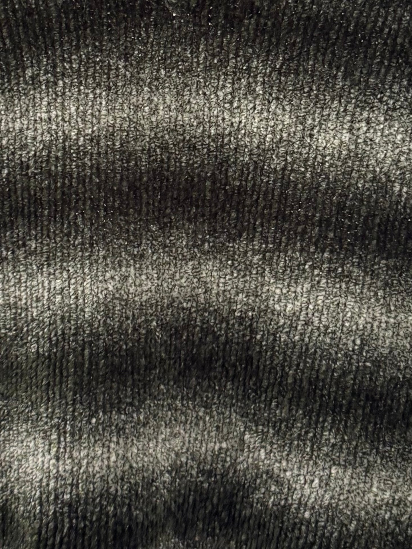 Xhilarartion 90's Knit Tee | Size M