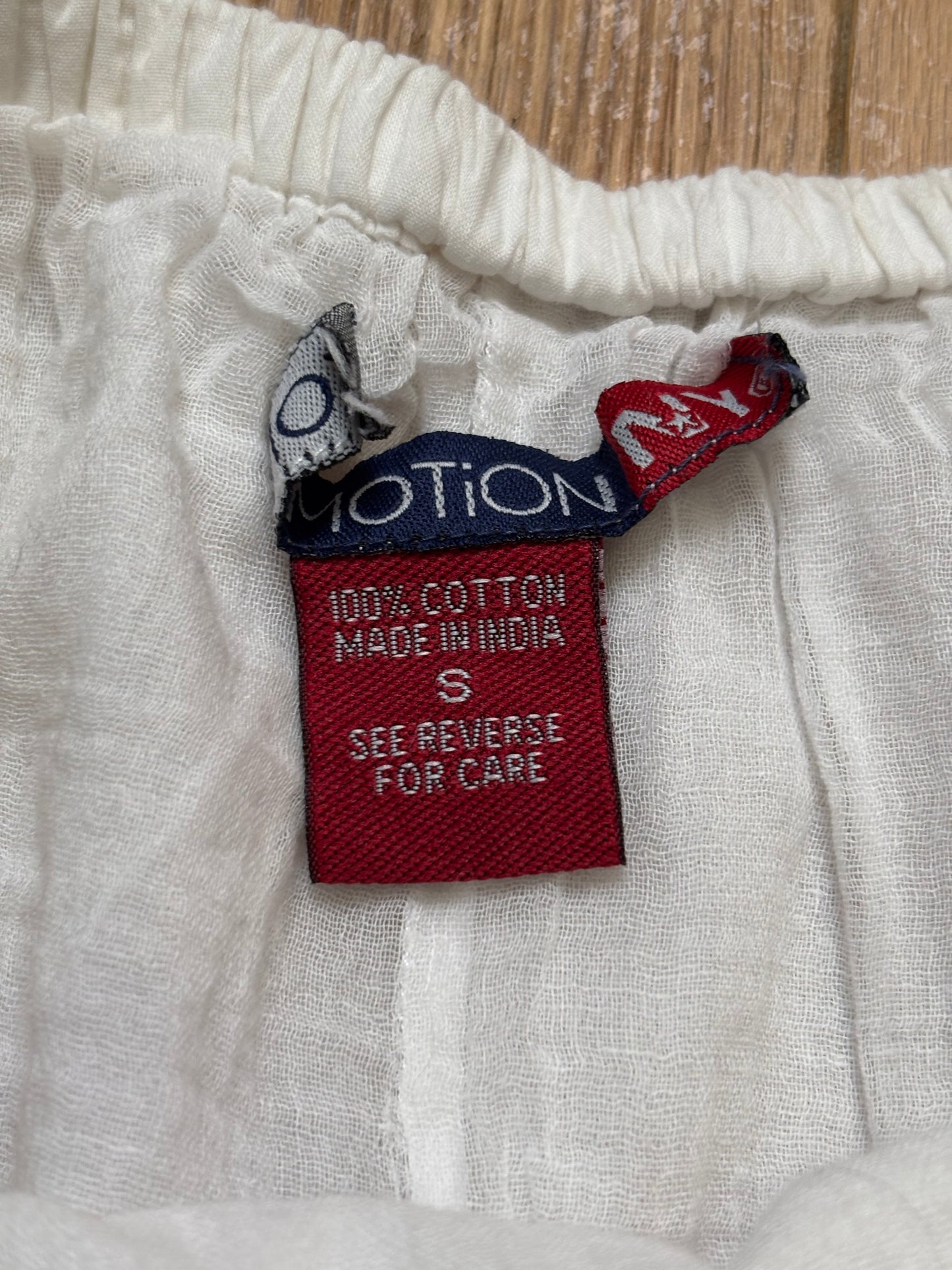 Commotion 00’s Maxi Skirt | Size 26” Waist