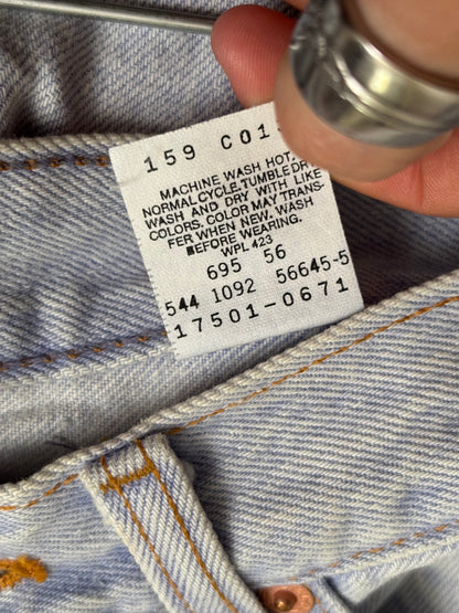 Levi's 1992 Light Wash Denim | Size 25" Waist