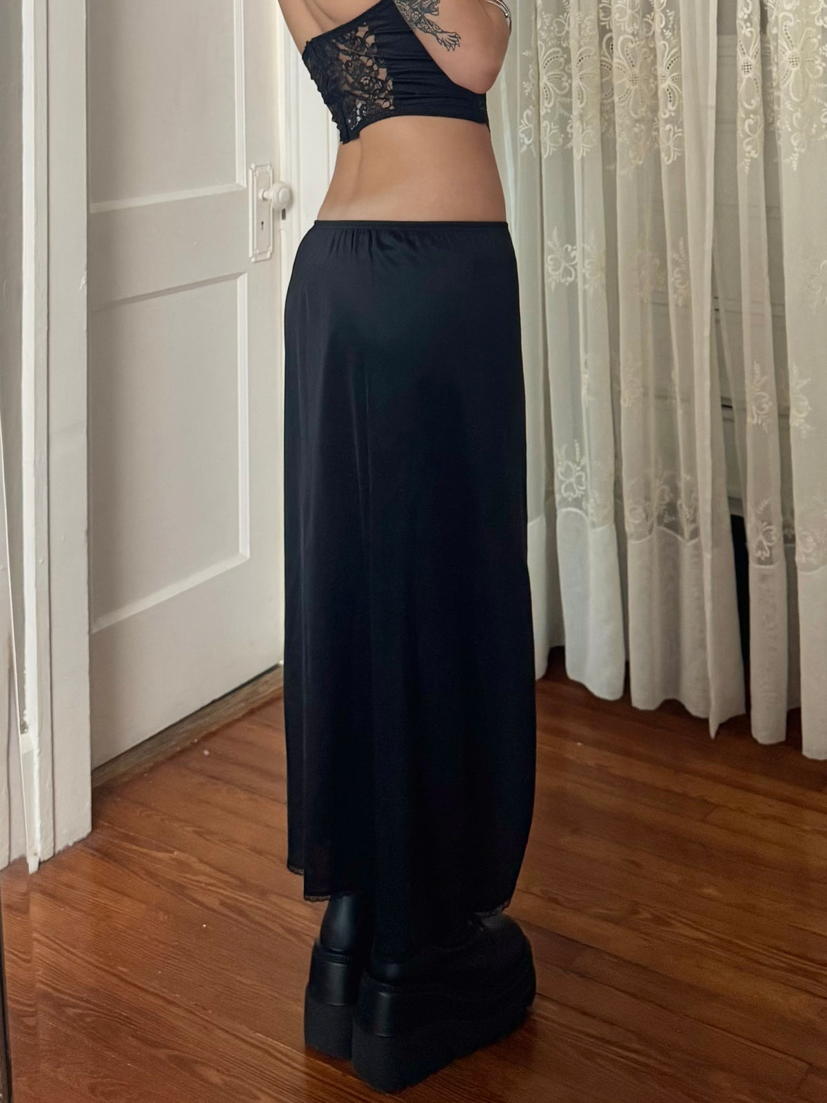90's Slip Skirt | Size 25" Waist