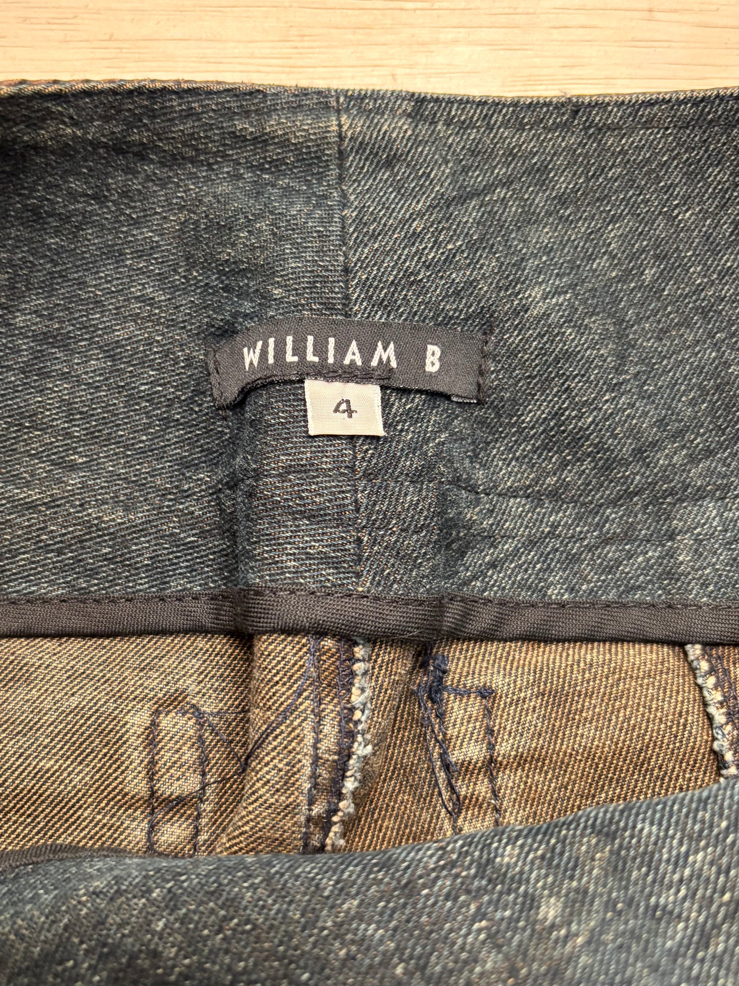 Belted 00’s Flare Jeans | Size 4