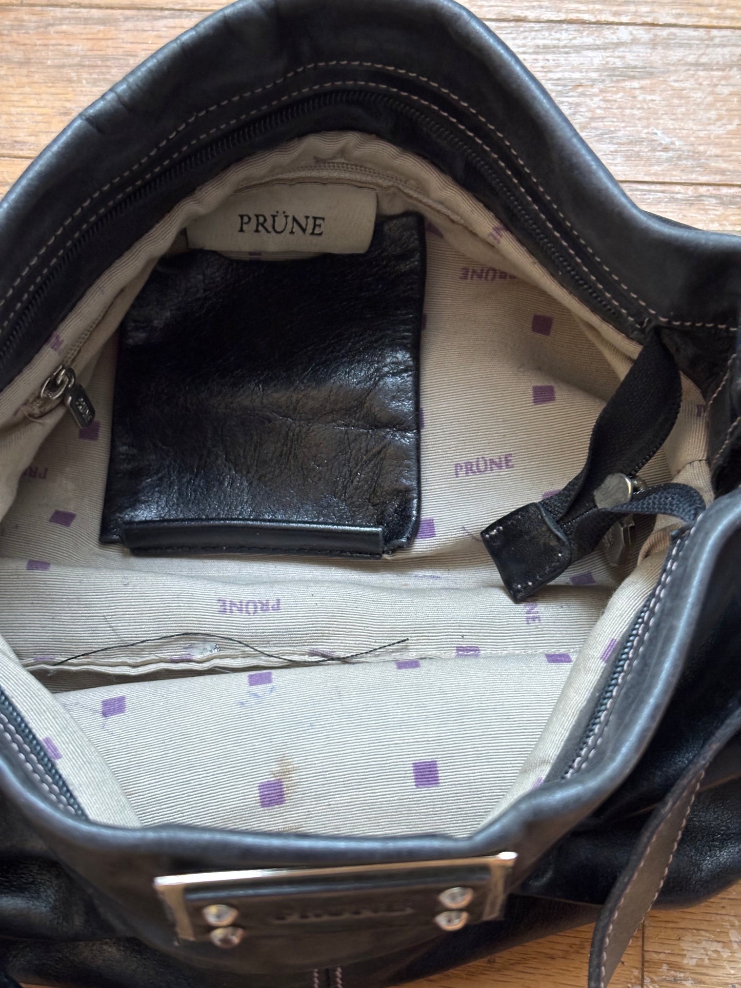 Prune 00's Leather Purse