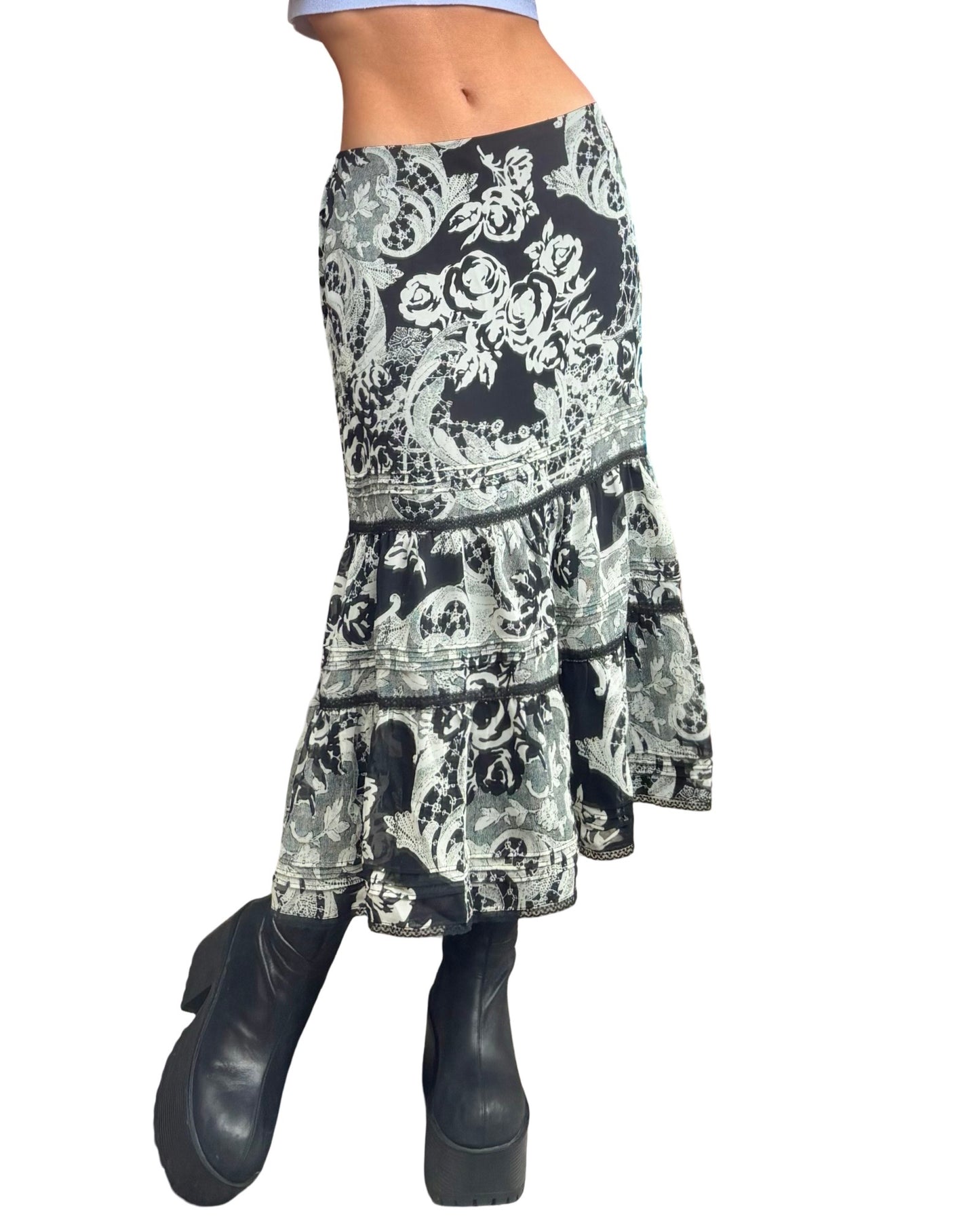 Express 00’s Tiered Skirt | Size 32” waist