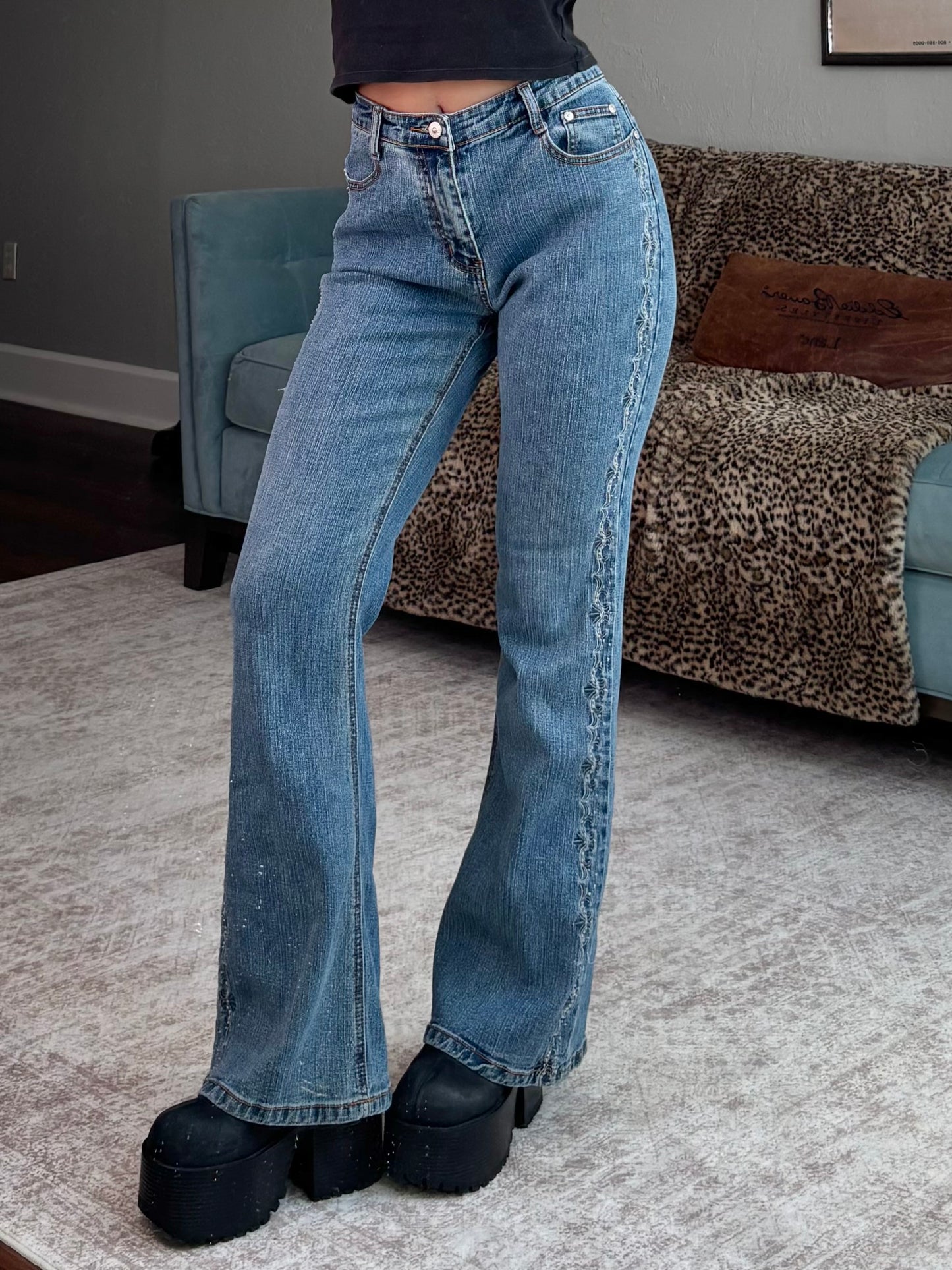 Cosmo 90's Embroidered Bootcut Jeans | Size 32" Waist