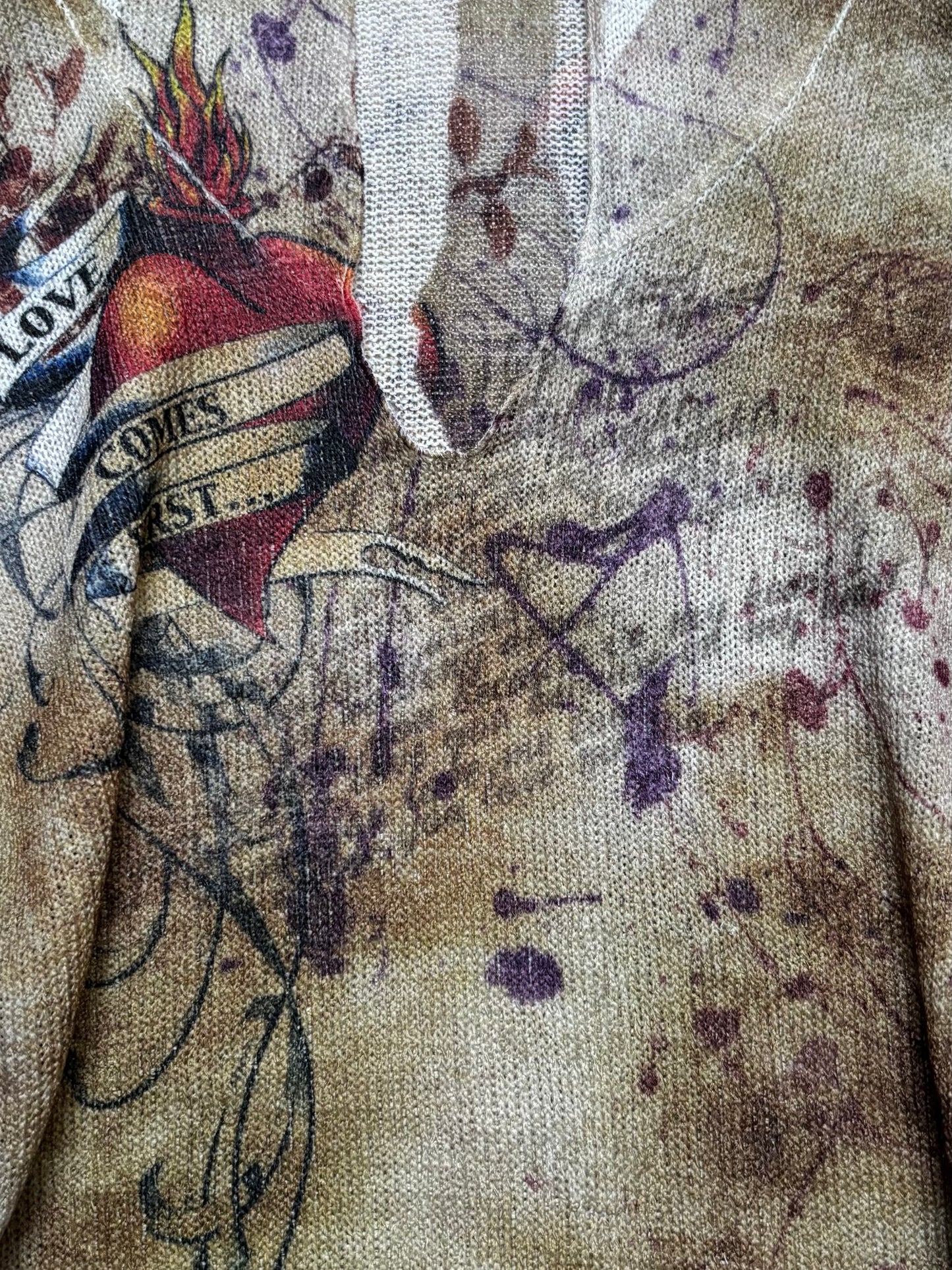 Graphic 00’s Hoodie Top | Size M
