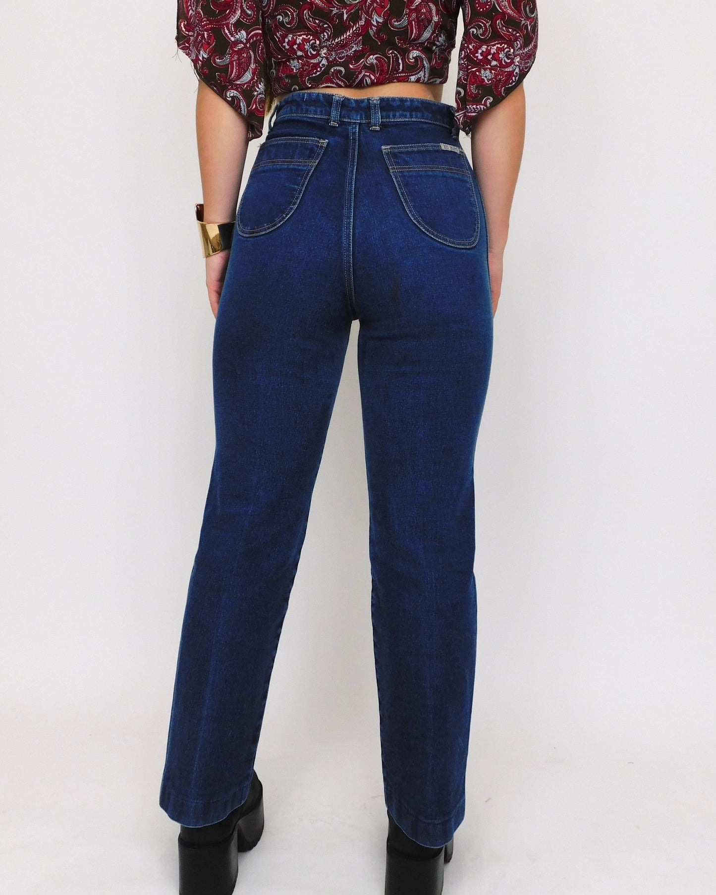 Straight Leg Jeans | 26” waist