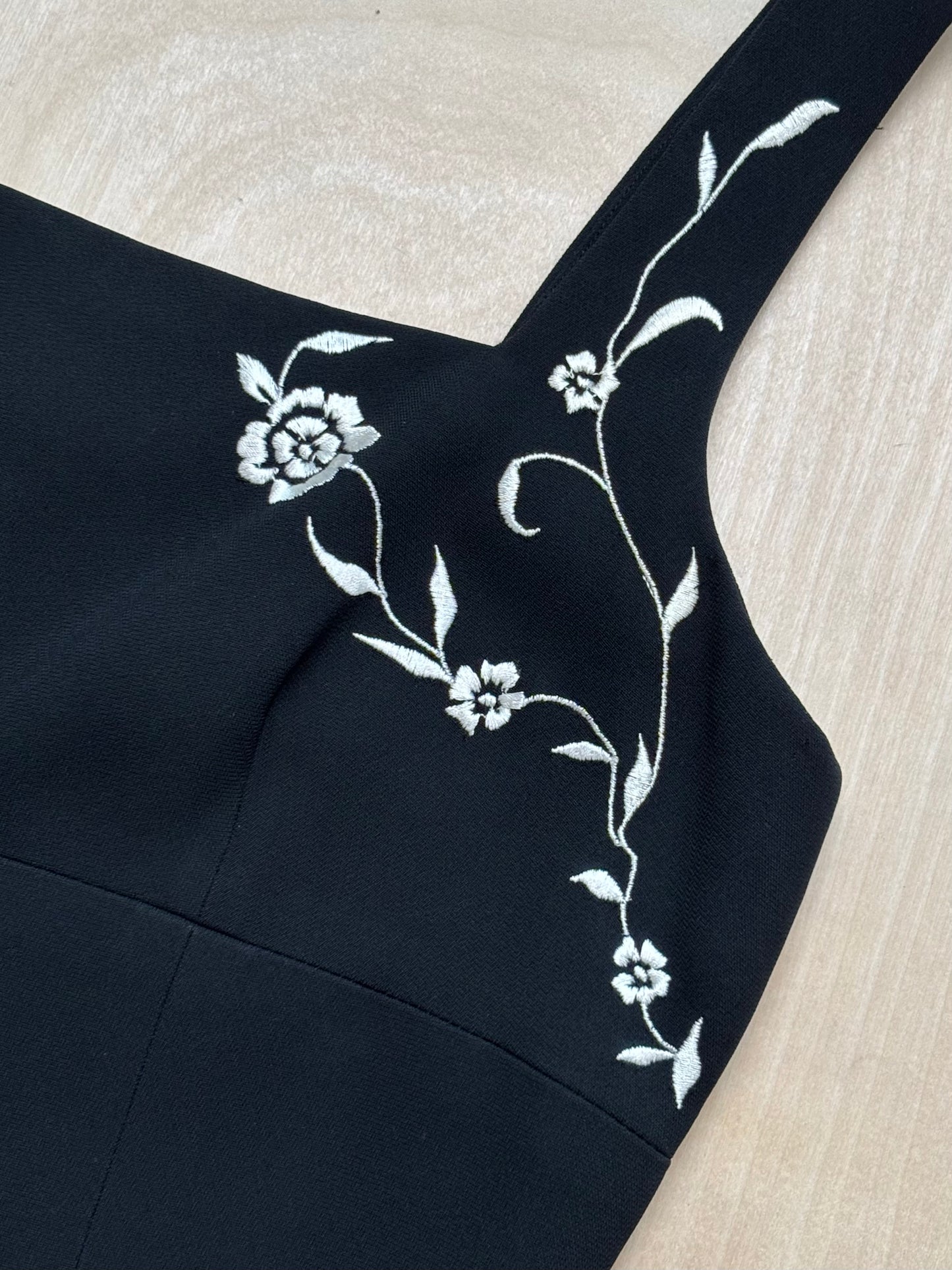 Bebe 90’s Mini Dress | Size M
