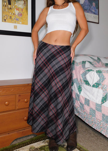Nicole Plaid Maxi | Size 29” waist