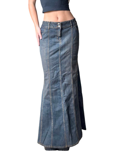 Bisou 00’s Denim Skirt | Size 38” Waist