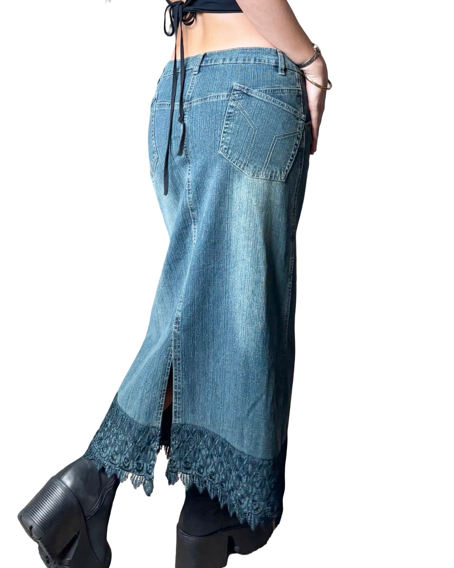 Italian 00’s denim skirt | 30” waist
