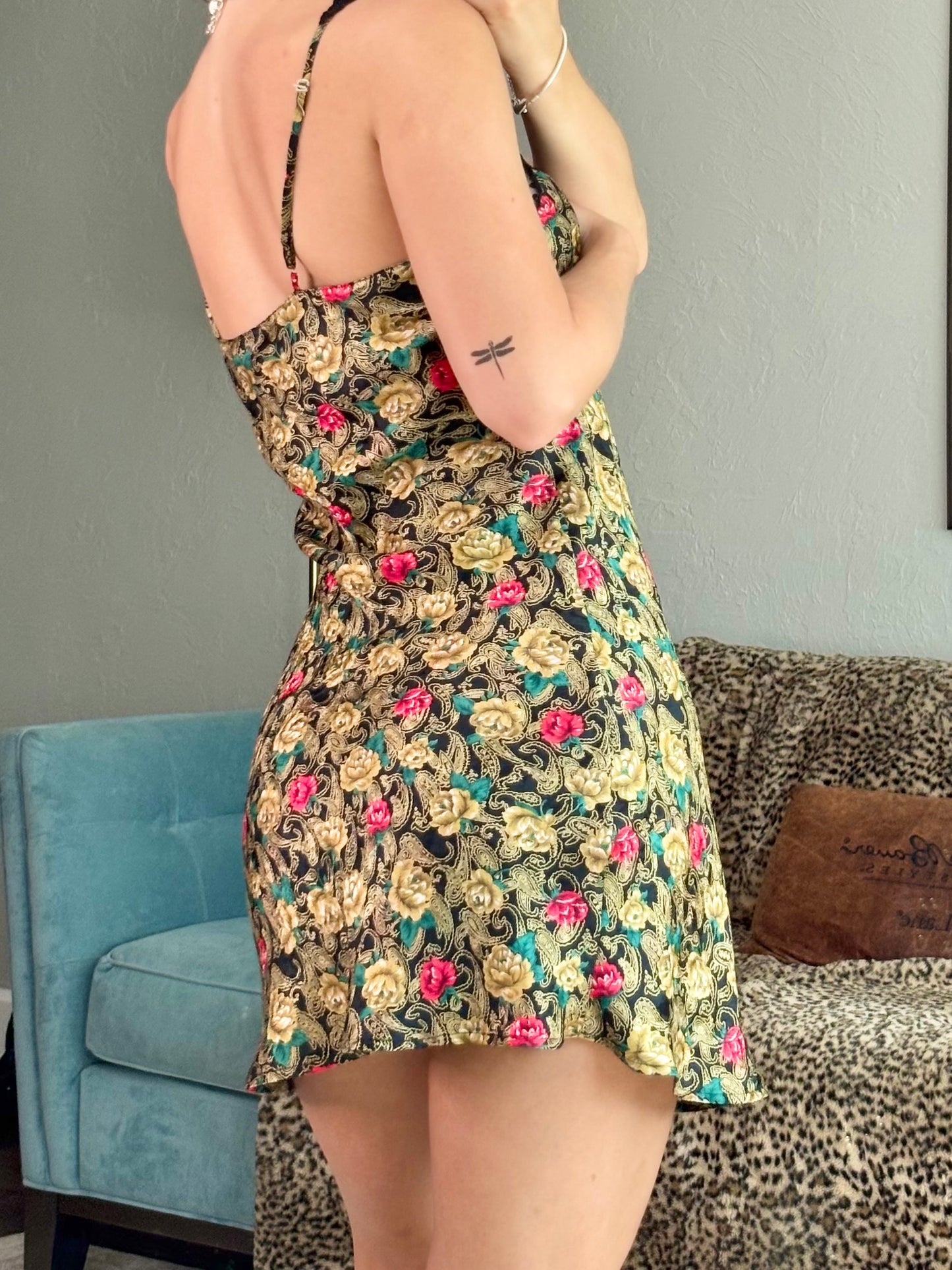 Silkscreen 90's Slip | Size M