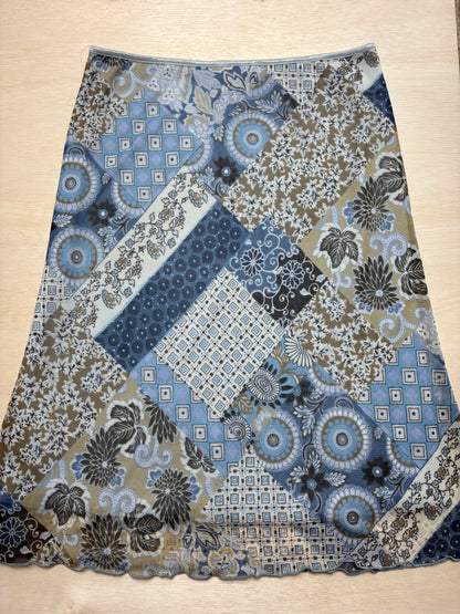 Wrapper 00’s Skirt | Size 28” waist