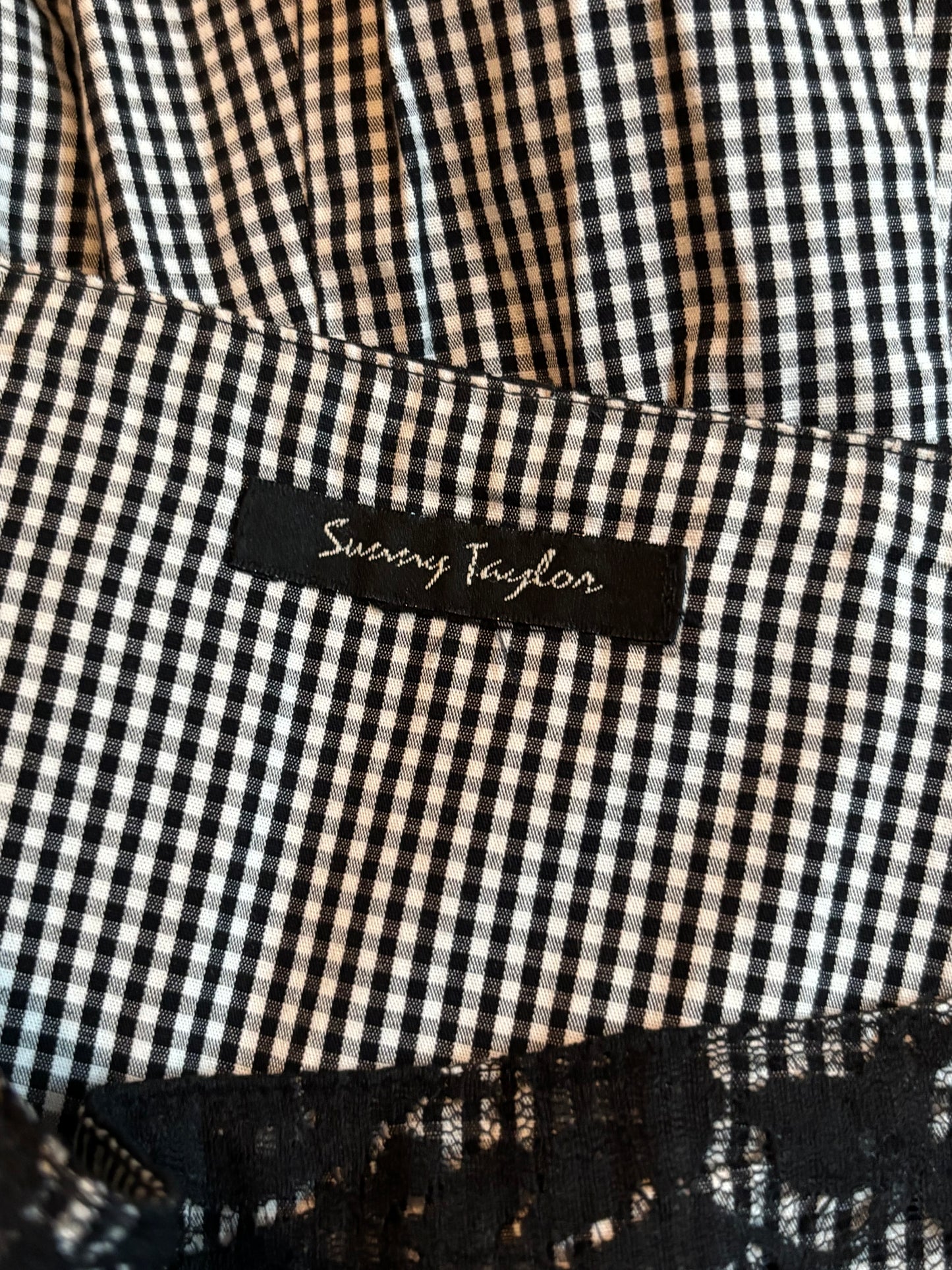Lace Detail 00’s Skirt | Size M