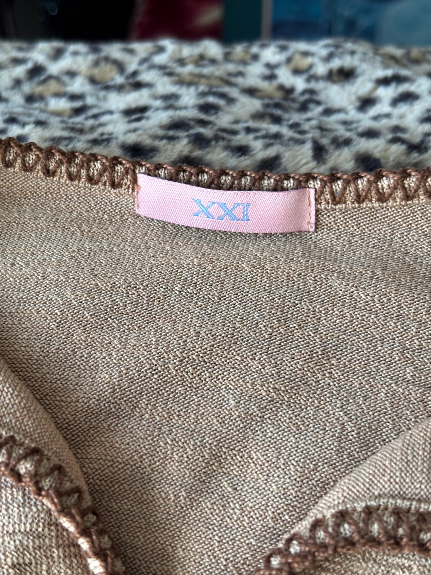 Xxi 00's Bell Sleeve Top | Size XS
