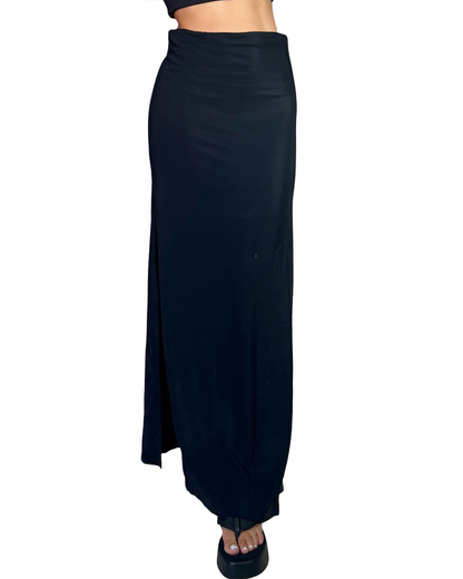 Beware Black Maxi | Size 28” waist