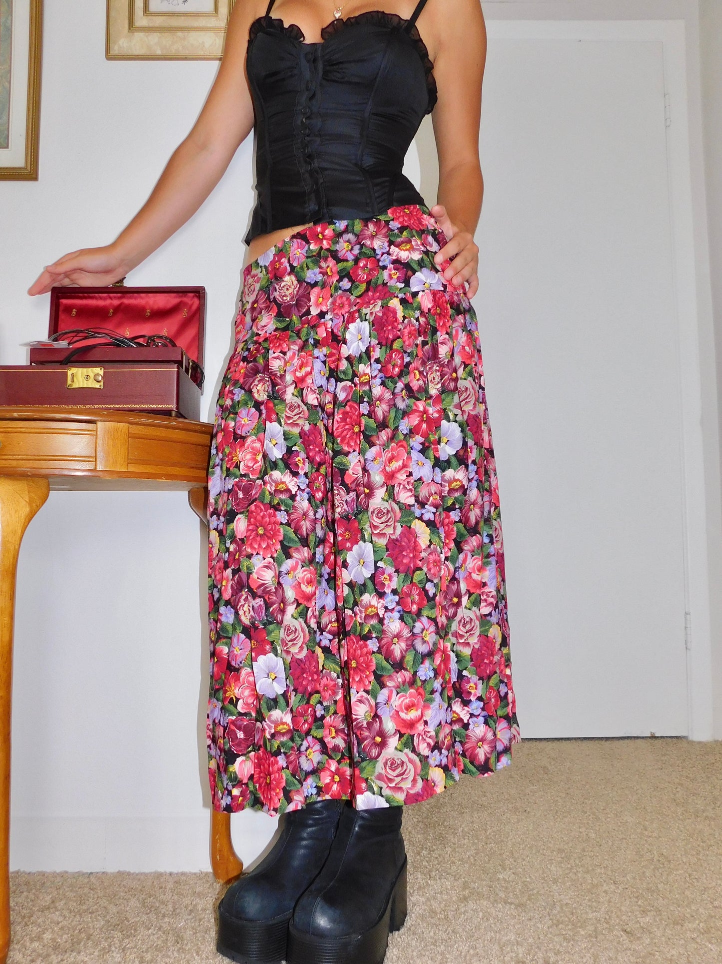 Grace Floral Maxi | Size 25” waist