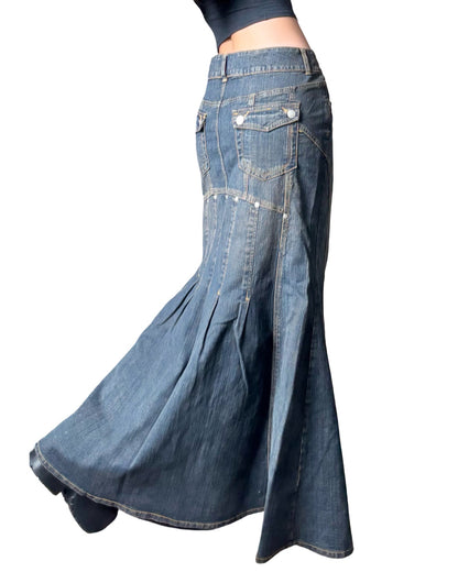 Bisou 00’s Denim Skirt | Size 38” Waist