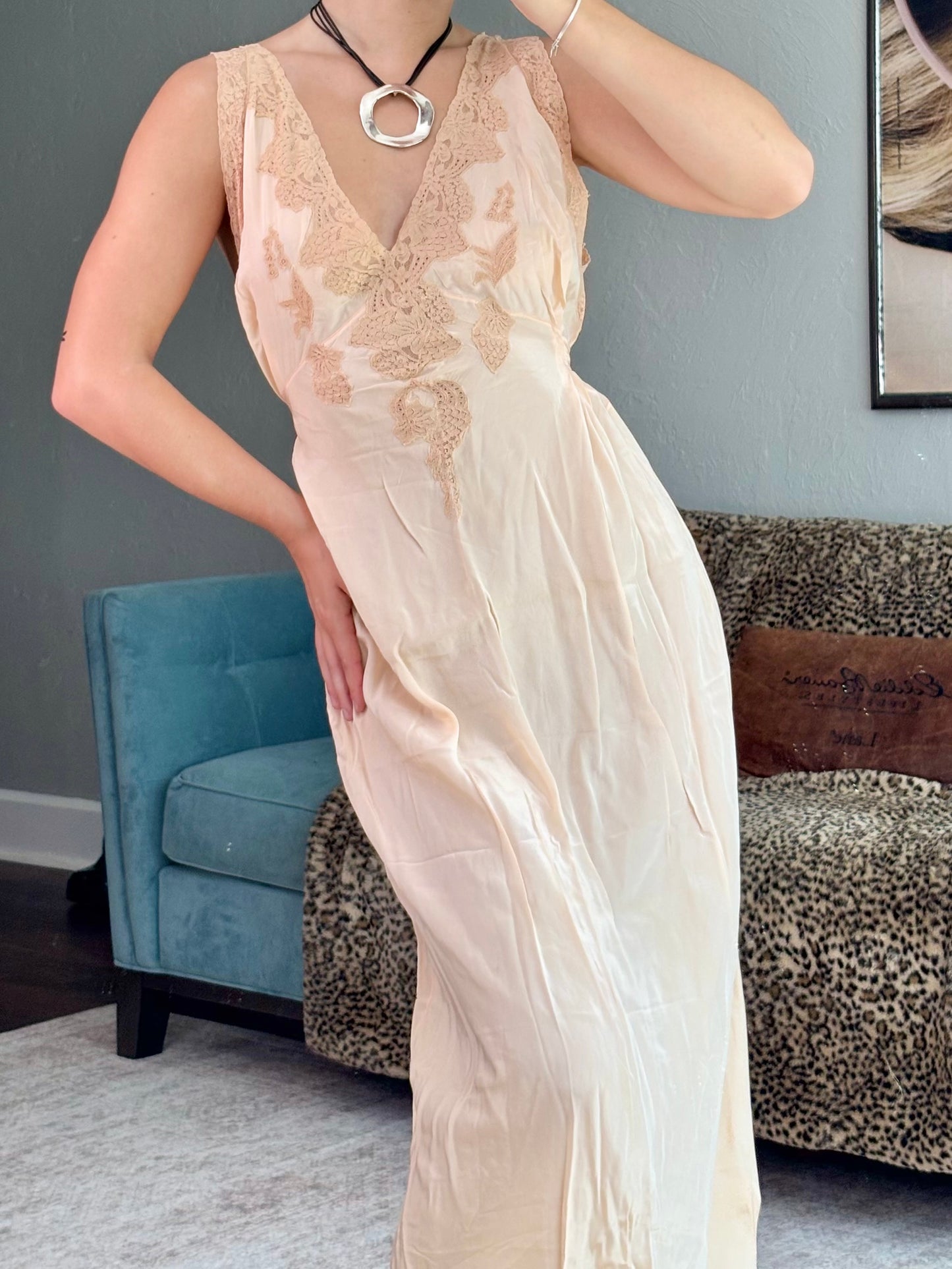 Peach 1930's Silk Tie Back Slip | Size 32