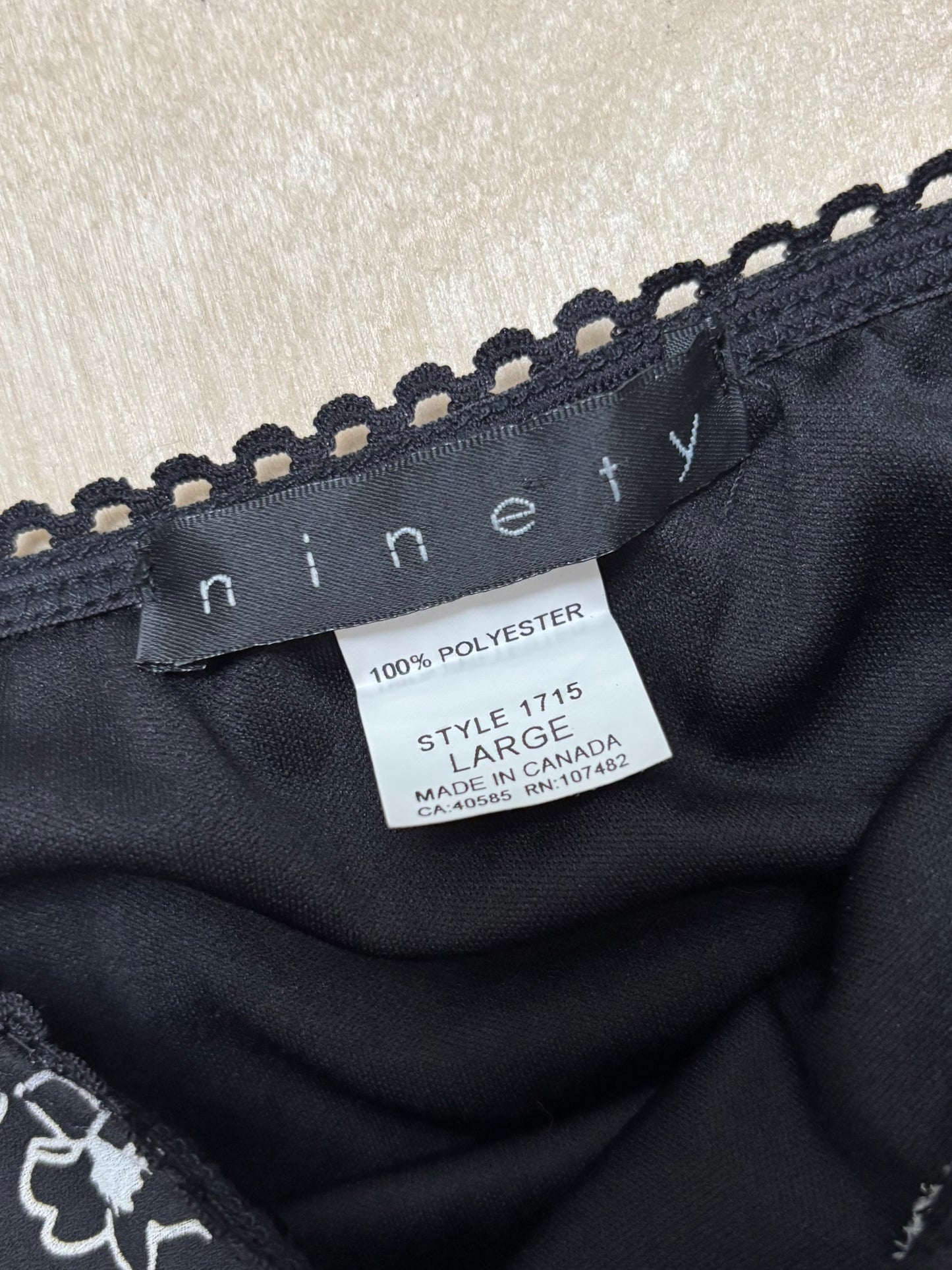Ninety 00’s Maxi Skirt | 28” waist