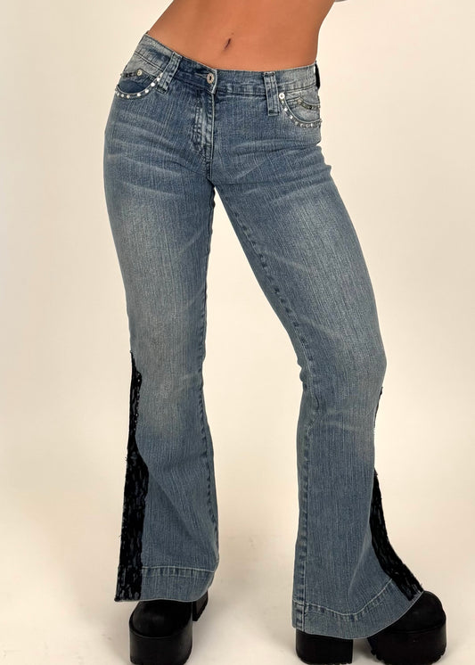 Blue Pointe Lace Flare Jeans | Size 27” waist