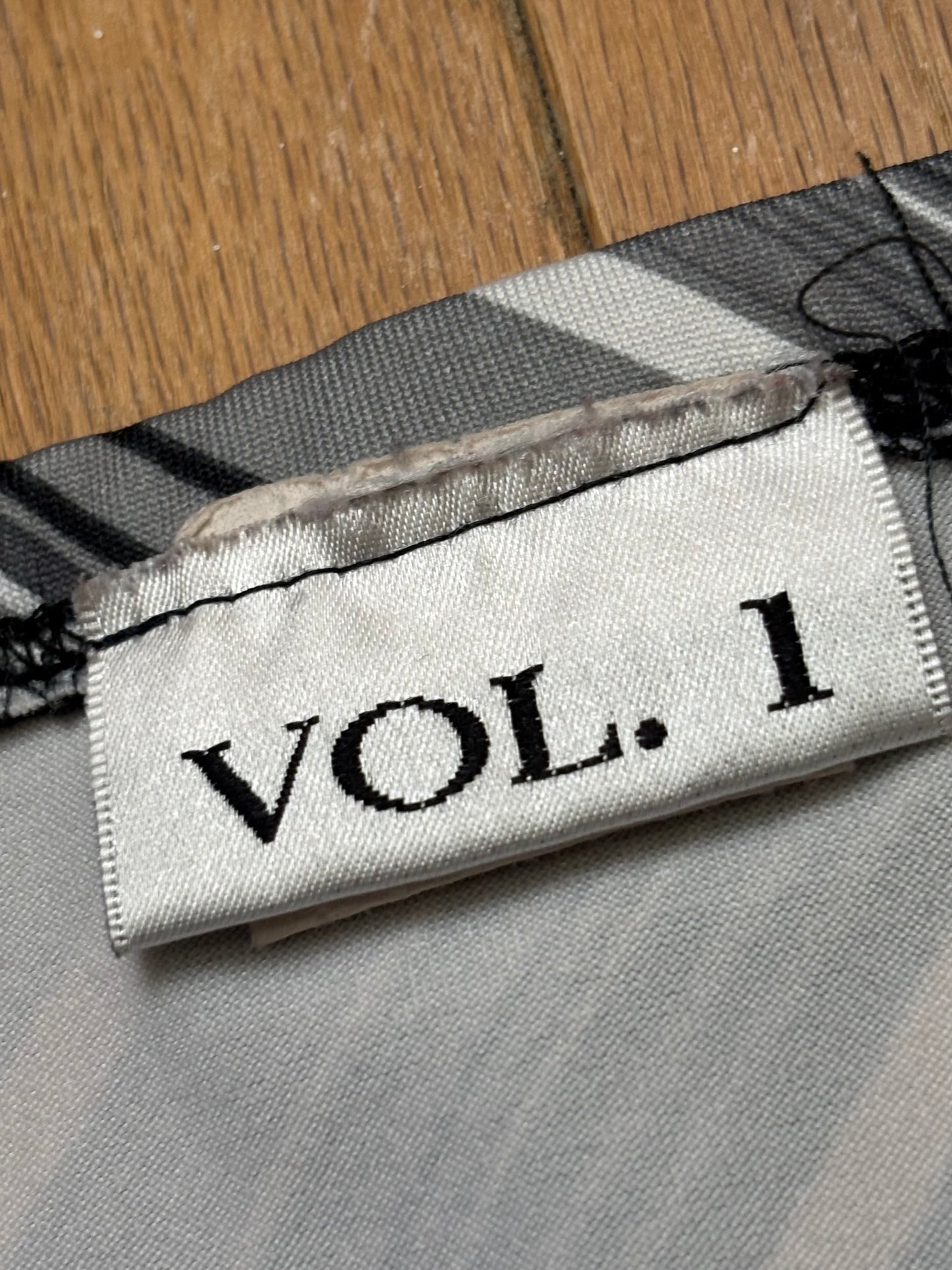 Vol. 1 90’s Midi Skirt | Size 27” Waist