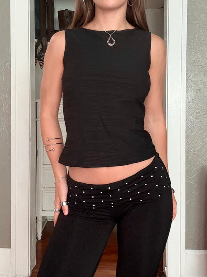 Fitted 90's Keyhole Top | Size S