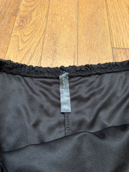 Lace 00’s Midi Skirt | Size 28” Waist