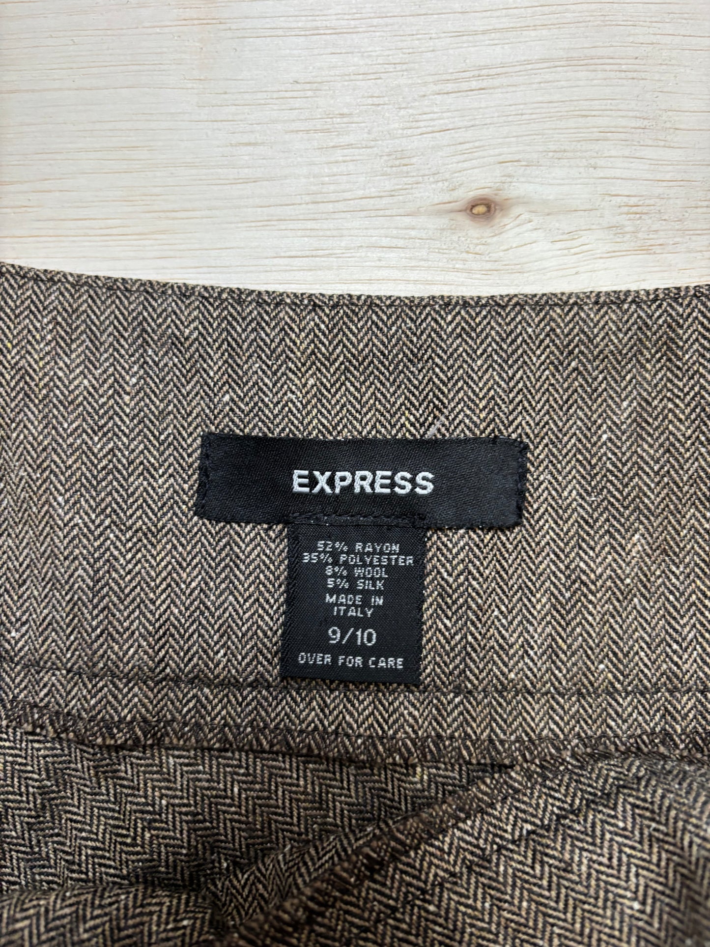 Express 90’s Pleated Skirt | 31” Waist