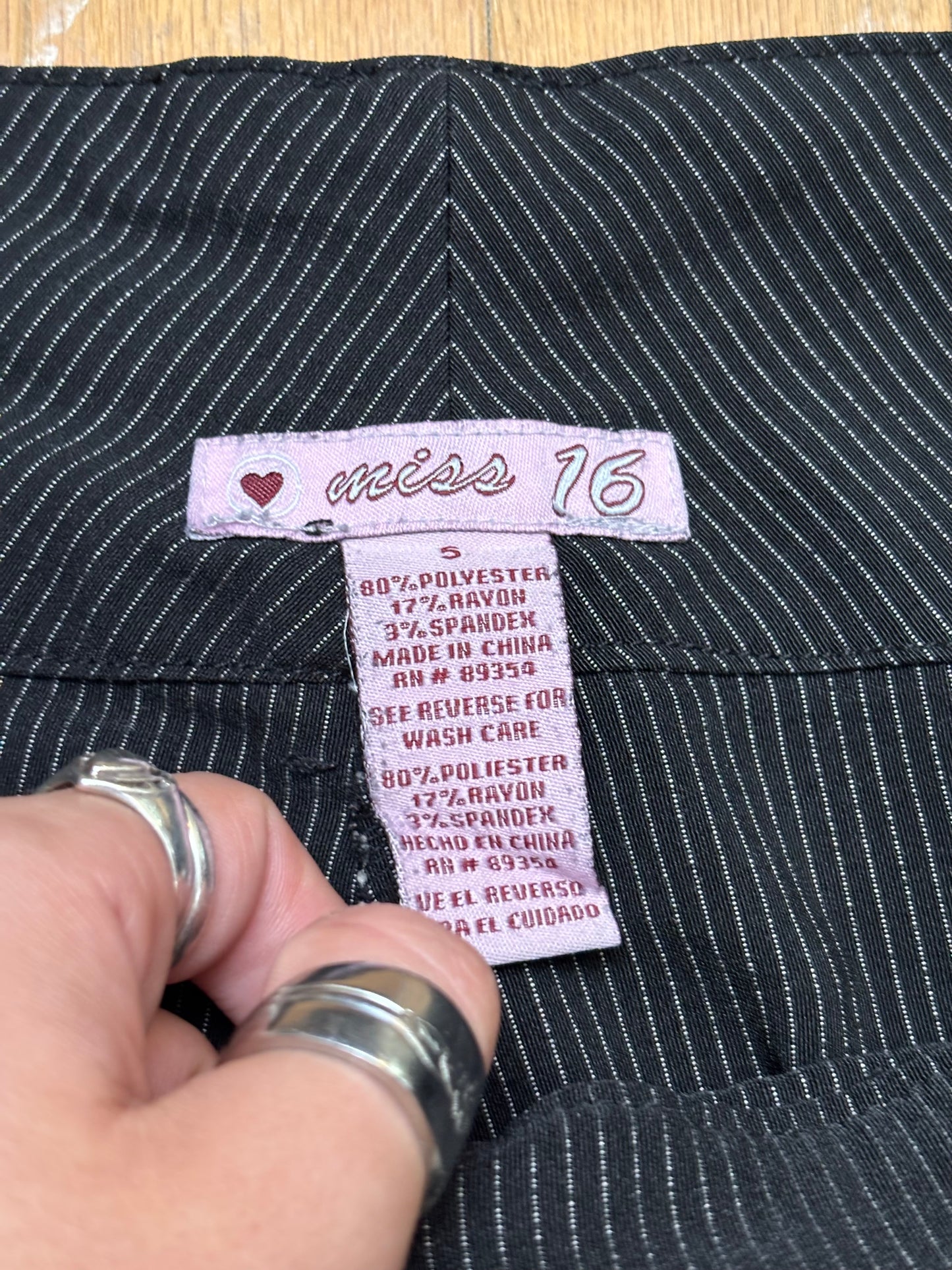 Miss16 00’s Pinstripe Pants | Size 5