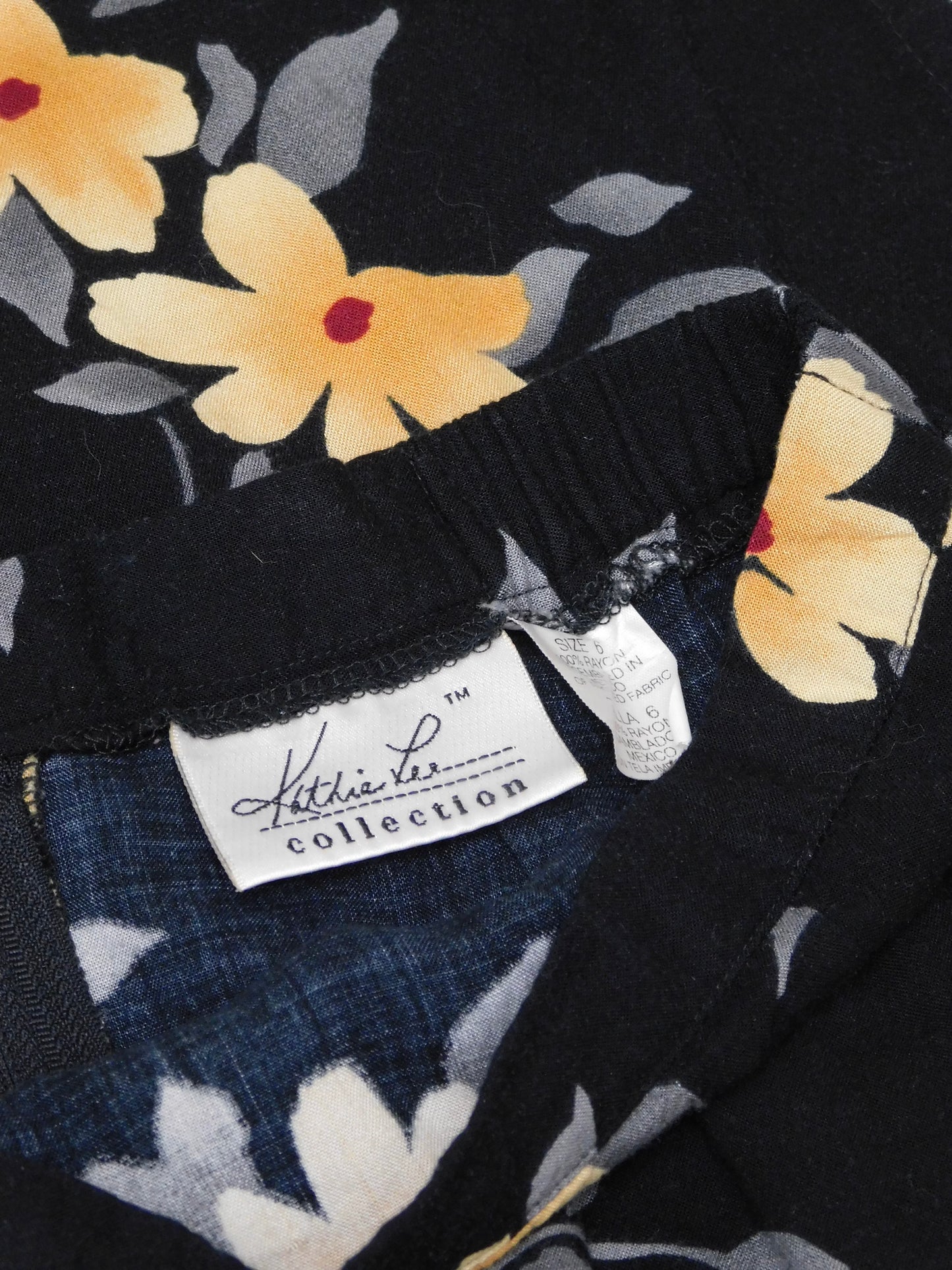 Katie Floral Maxi | Size 26” waist